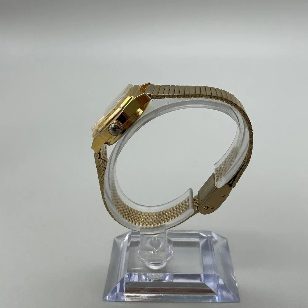 Vintage Geneva Electra Women Watch 22mm Gold Tone Adjustable Band Manual Wind